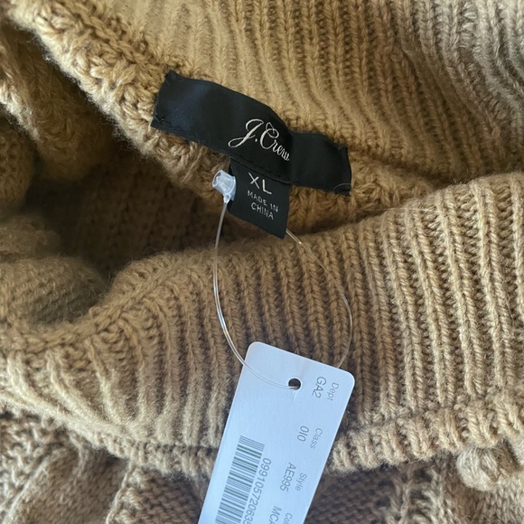 NWT J. Crew  Lambswool Blend Azra Pom Pom Cable Knit Sweater XL - Picture 5 of 6